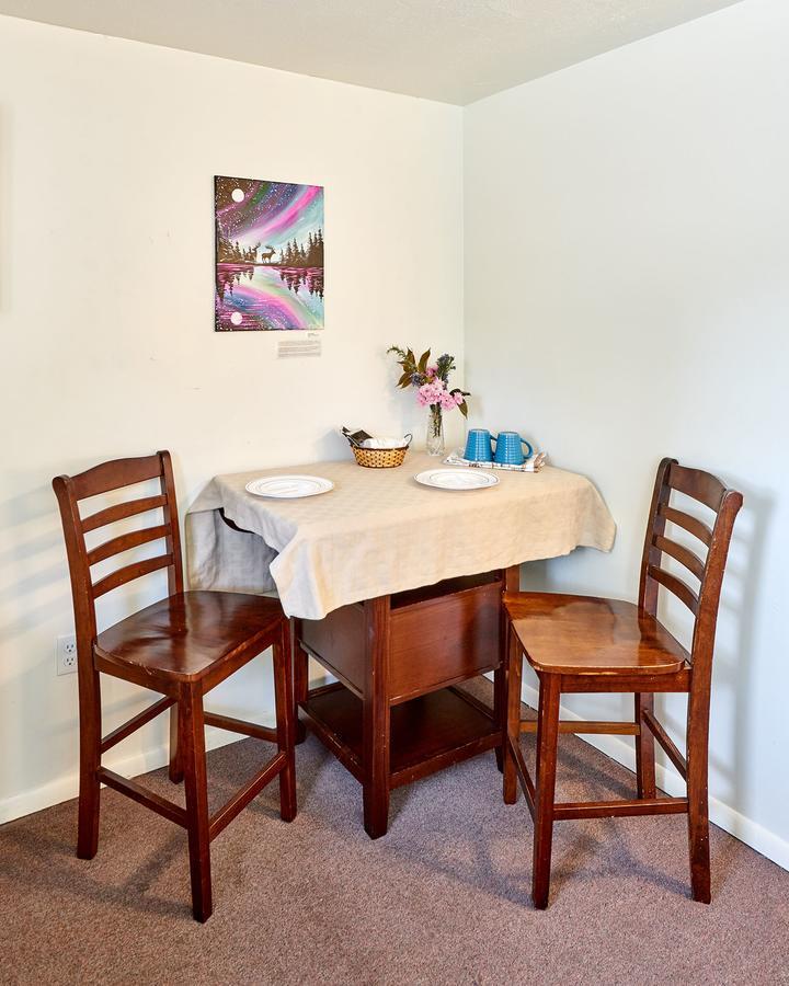 Arbor Inn Motel Oakridge Экстерьер фото
