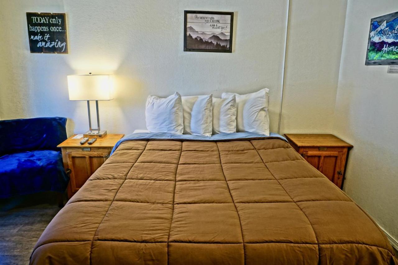 Arbor Inn Motel Oakridge Экстерьер фото